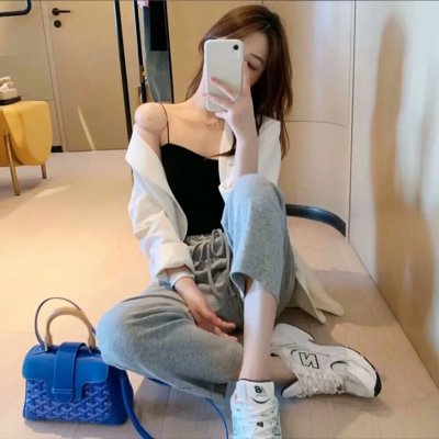 粉红色和铲子